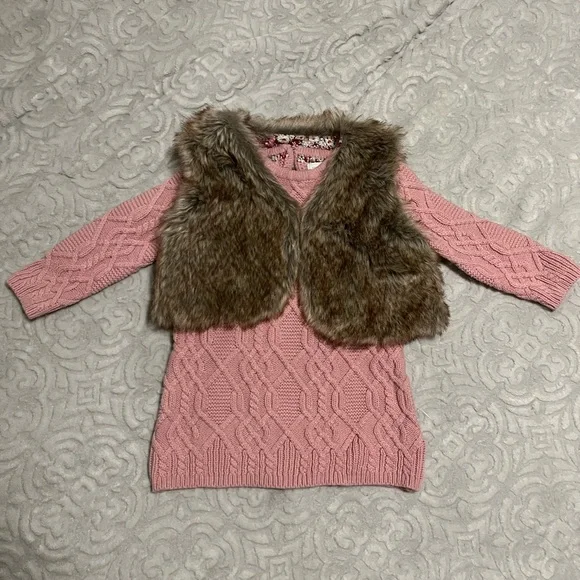 Adrienne Vittadini Toddler Sweaterdress & Faux Fur Vest. Super cute! - Picture 2 of 2